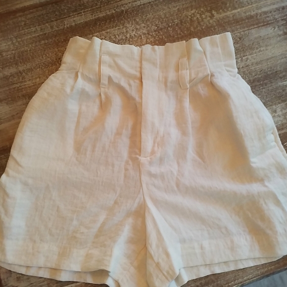 Shorts - Picture 1 of 1